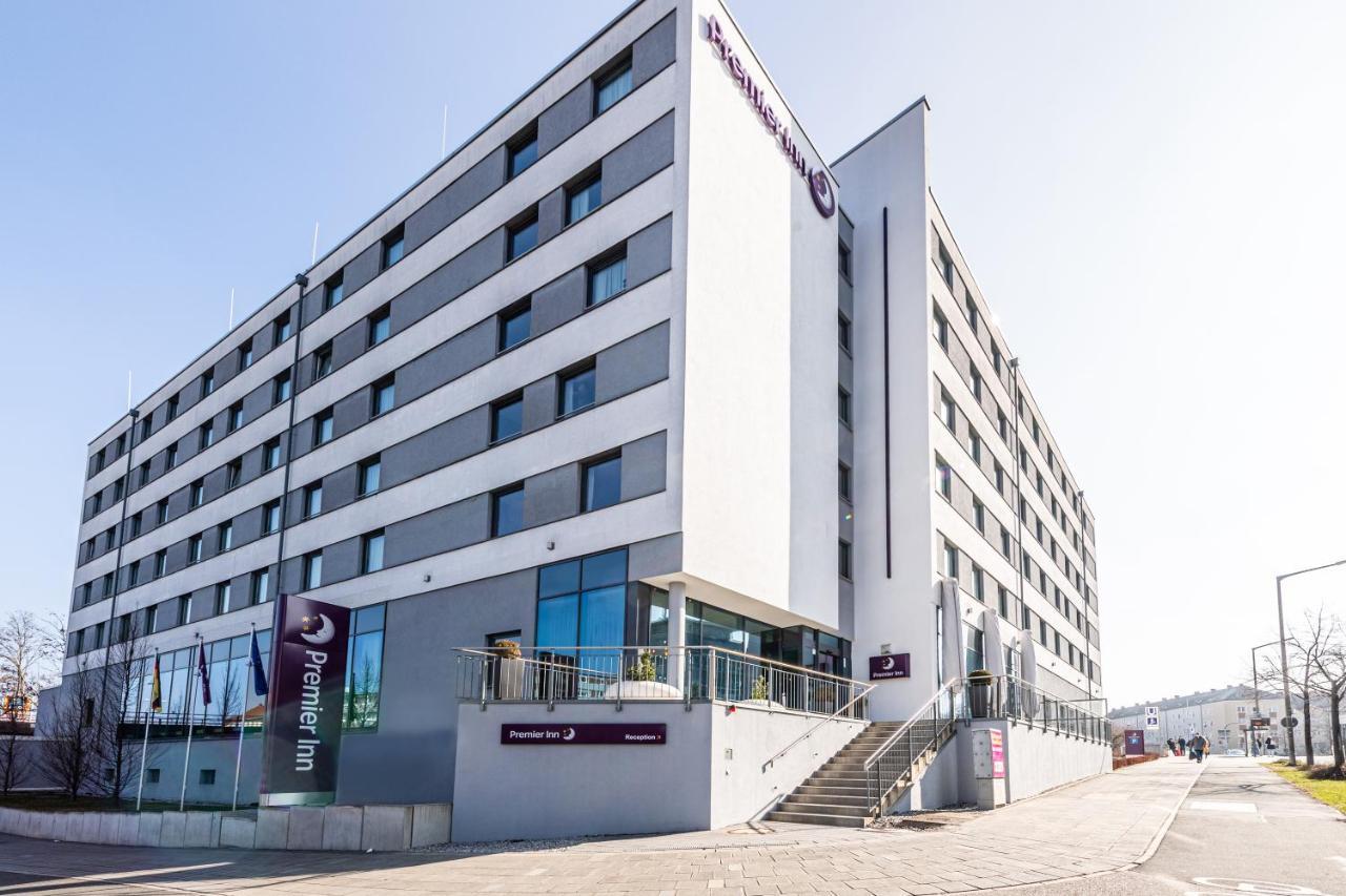 Premier Inn Nuernberg City Nordost Exterior foto
