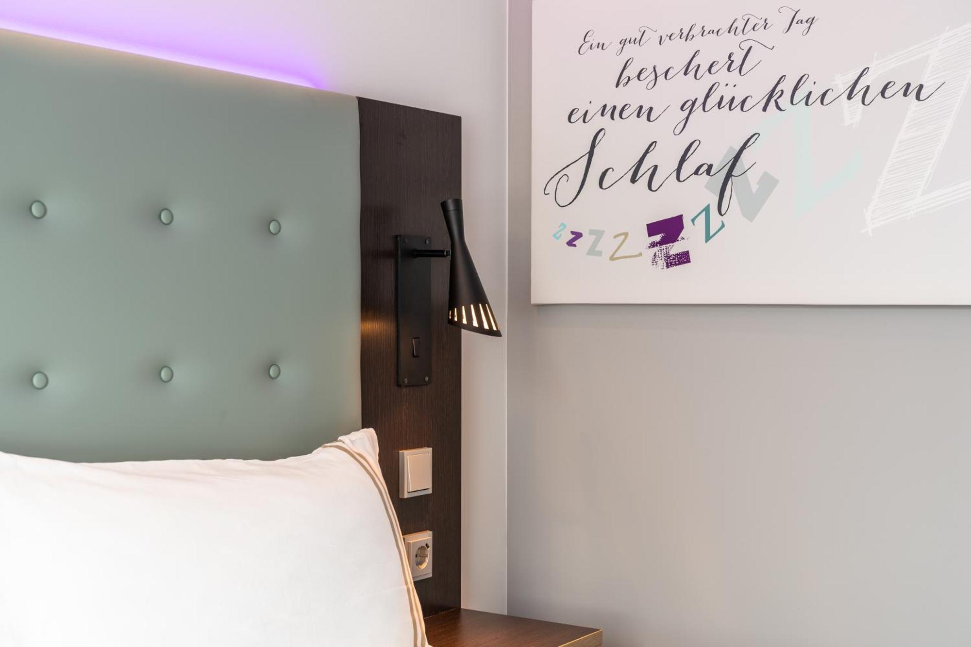 Premier Inn Nuernberg City Nordost Exterior foto